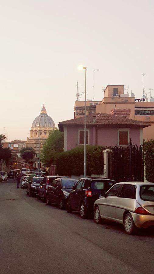 Ferienwohnung Un Bellissimo Nido A S.Pietro Rom Exterior foto